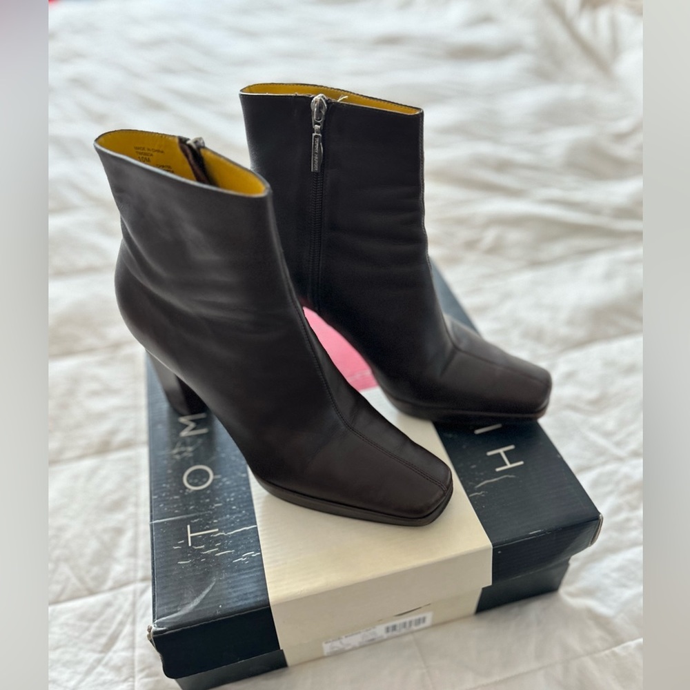 Size 10 Tommy Hilfiger brown boots